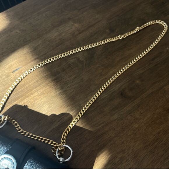 Chloe aby shoulder bag - can turn into a double chain or single - Picture 5 of 13